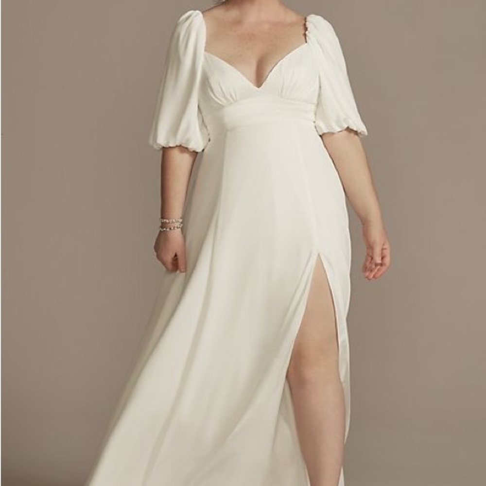 Size 26 David's Bridal georgette bubble sleeve wedding dress - NWT